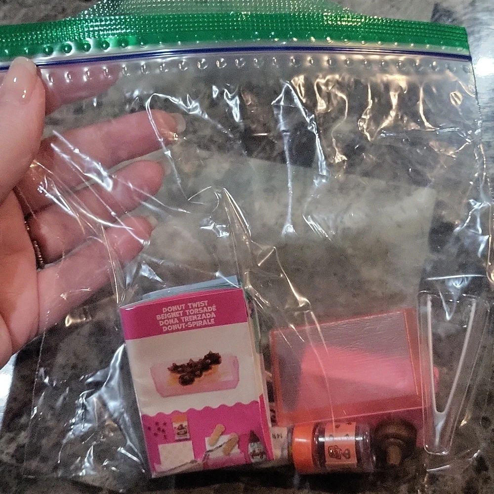 Miniverse Make It Mini Donut Twist
